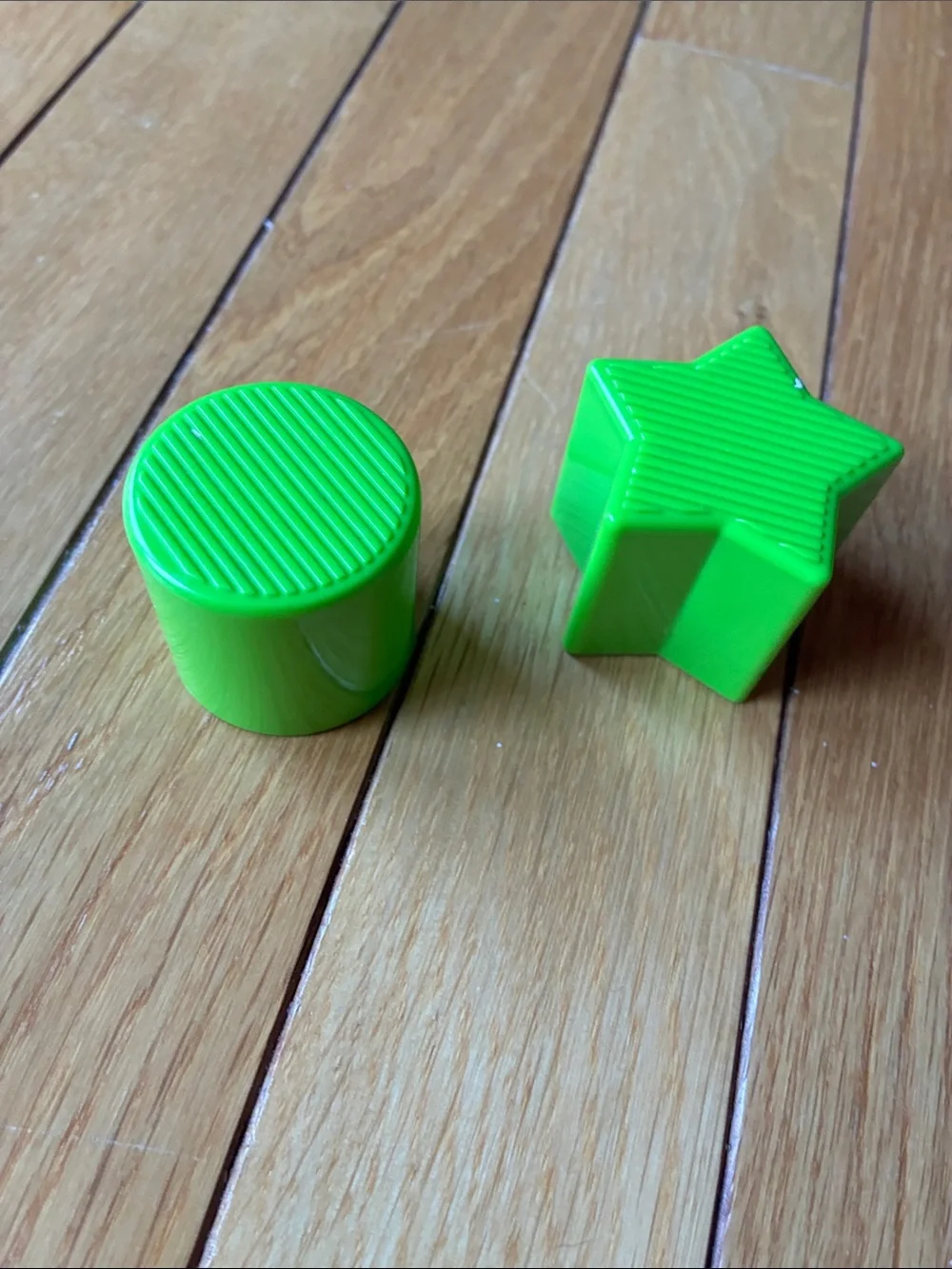 Play22 - Baby Shape Sorter Cube Box
